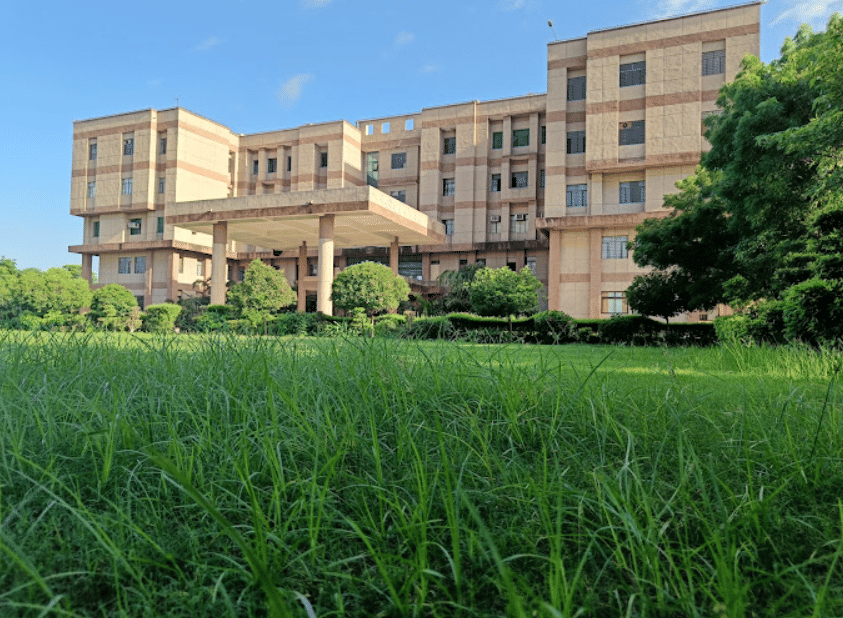 Vivekananda Global University collaborating with NIAT Campus photo 2